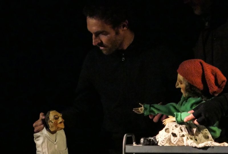 Chambre - Conte à tiroirs pour rêverie marionnettique - Cie Du Bruit Dans la Tête - Théâtre Les Aires Die