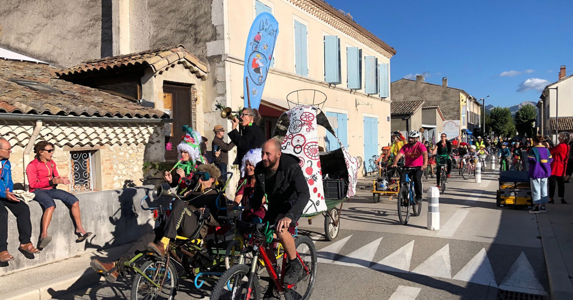 Vélo Parade 2025 - Théâtre Les Aires Die